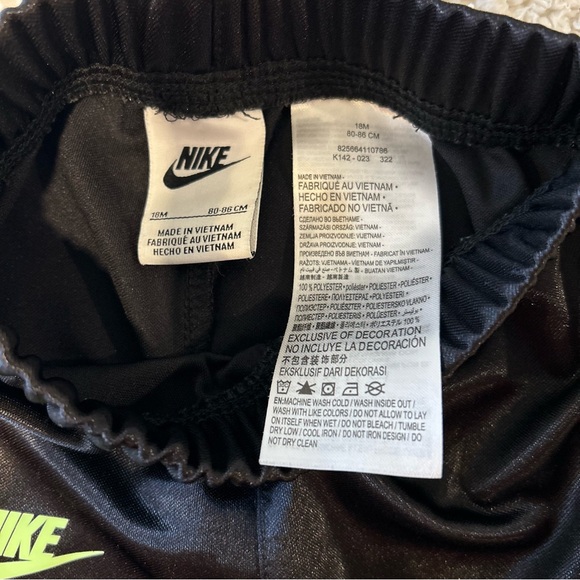 Bundle of 2 Nike Coordinating Outfits Girl’s Size 18 Mo Long Sleeve Shirt/Pants - Picture 14 of 16